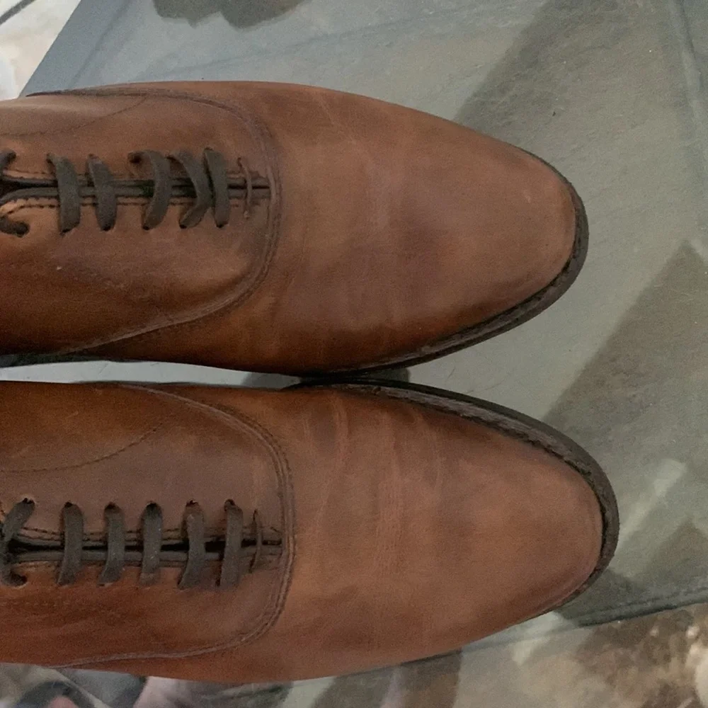 ALLEN EDMONDS Carlyle Plain-Toe Leather Oxfords